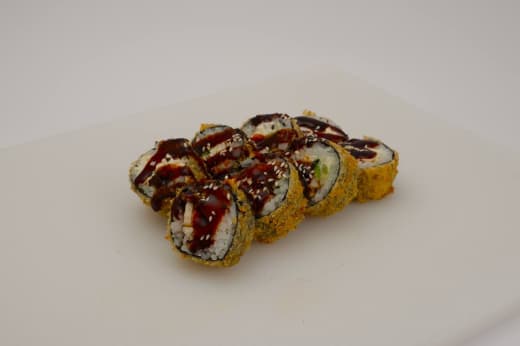 Жареный ролл с курицей